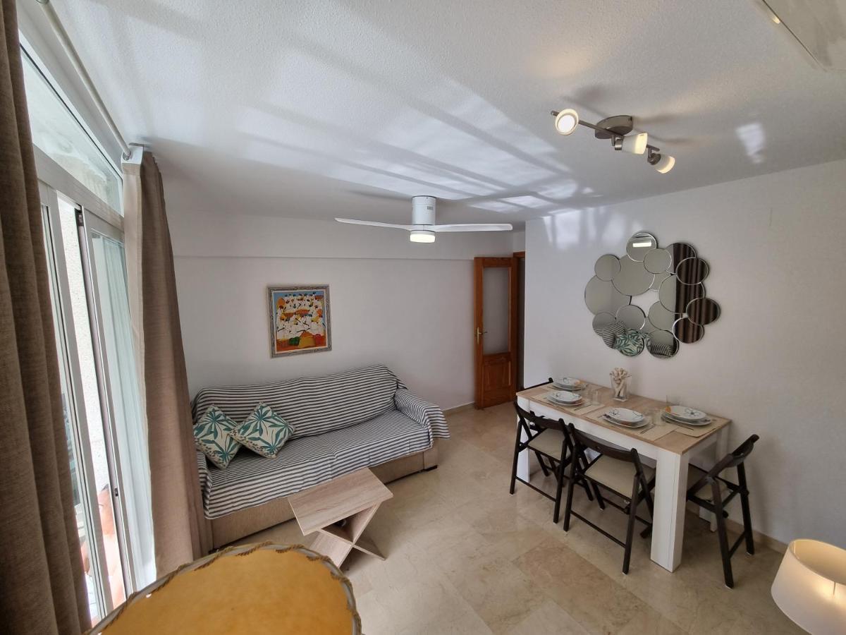 Ideal familias en urbanización de lujo a 600m de la playa Levante con Wifi, AC y Parking Benidorm Exterior foto